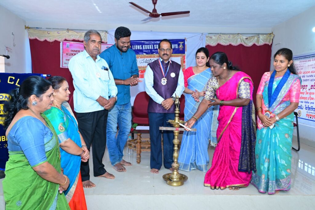 ಸುಬ್ರಹ್ಮಣ್ಯ: ಮಹಿಳಾ ದಿನಾಚರಣೆ-ಸಮ್ಮಾನ ಕಾರ್ಯಕ್ರಮಹೆಣ್ಮಕ್ಕಳು ಯಾವುದೇ ಆಮಿಷಕ್ಕೆ ಒಳಗಾಗದಿರಿ; ಆರತಿ