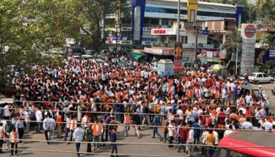 ಪುತ್ತೂರು :ಪಕ್ಷೇತರ ಅಭ್ಯರ್ಥಿಯಾಗಿ ಸ್ಪರ್ಧಿಸುತ್ತಿರುವ ಅರುಣ್ ಕುಮಾರ್ ಪುತ್ತಿಲರವರು ಇಂದು ನಾಮಪತ್ರ: ದರ್ಬೆಯಲ್ಲಿ ಸೇರಿದ ಅಭಿಮಾನಿಗಳು.