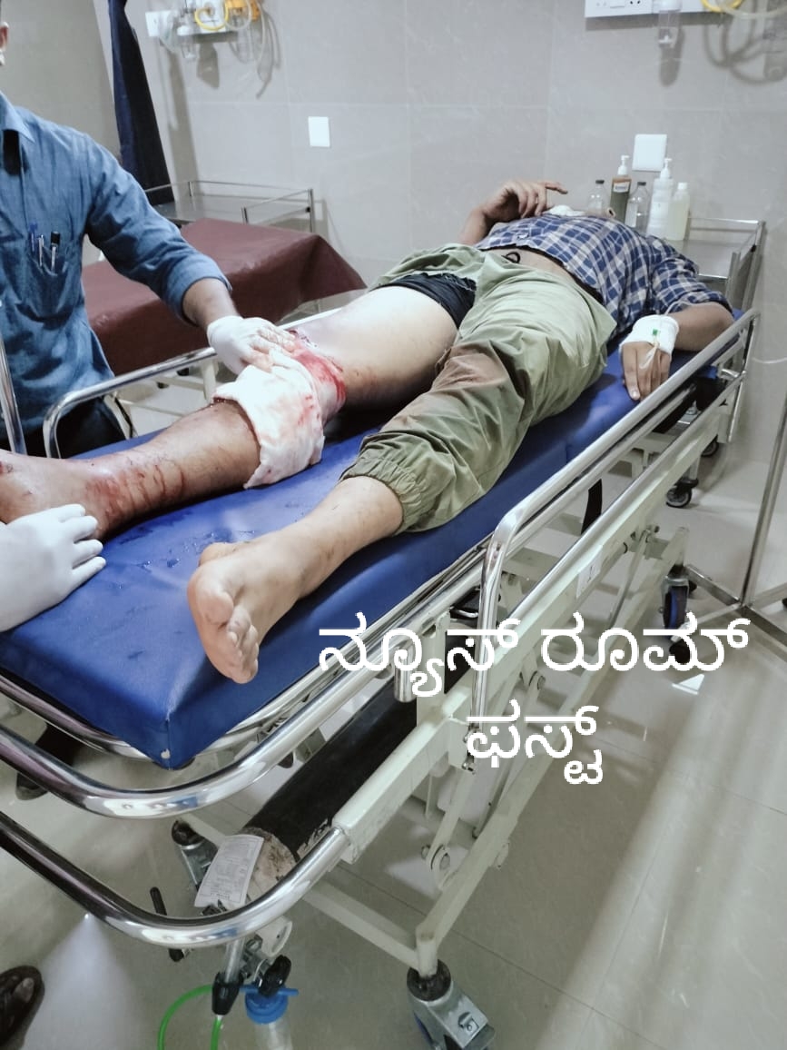 ಸುಳ್ಯ ಪರಿವಾರಕಾನ ಬೈಕ್ ಗೆ ಜೀಪ್ ಡಿಕ್ಕಿ : ಇಬ್ಬರು ಡೆಂಟಲ್ ವಿದ್ಯಾರ್ಥಿಗಳು ಗಂಭೀರ ಗಾಯ: