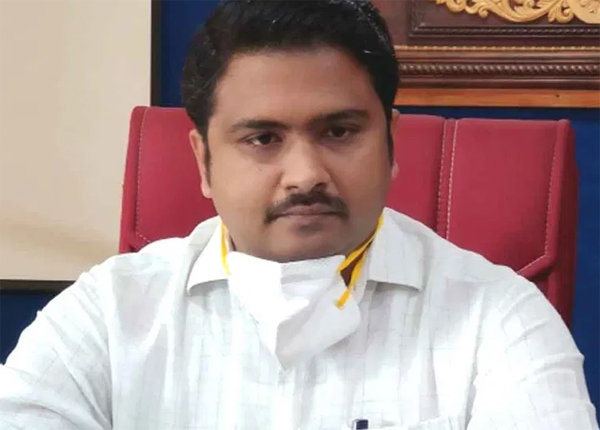 ದ.ಕ ನೂತನ ಜಿಲ್ಲಾಧಿಕಾರಿಯಾಗಿ ಮುಲ್ಲೈ ಮುಹಿಲನ್ ನೇಮಕ.