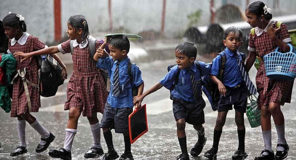 ಸುಳ್ಯ ಮಳೆಯ ಹಿನ್ನಲೆ: ಸುಳ್ಯದಲ್ಲಿ ಹಲವು ಶಾಲೆಗಳಿಗೆ ರಜೆ ಘೋಷಣೆ.