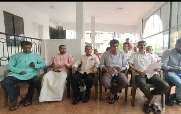 ಕುಕ್ಕೆ ಸುಬ್ರಹ್ಮಣ್ಯ ದೇವಳಕ್ಕೆ ನಿಯಮ ಬಾಹಿರವಾಗಿ ದಿನಸಿ ಸಾಮಾಗ್ರಿ ಖರೀದಿಯಿಂದ ಕೋಟ್ಯಾಂತರ ನಷ್ಟ ; ಪತ್ರಿಕಾಗೋಷ್ಠಿಯಲ್ಲಿ ಹರೀಶ್ ಇಂಜಾಡಿ ಆರೋಪ