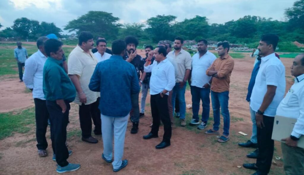 ಬೆಂಗಳೂರಿನಲ್ಲಿ ನಡೆಯಲಿರುವ ಕಂಬಳಕ್ಕೆ ಭಾರೀ ಸಿದ್ದತೆ: ಅರಮನೆ ಮೈದಾನದಲ್ಲಿ ಕರೆ ವೀಕ್ಷಣೆ ಮಾಡಿದ ಶಾಸಕ ಅಶೋಕ್ ಕುಮಾರ್ ರೈ