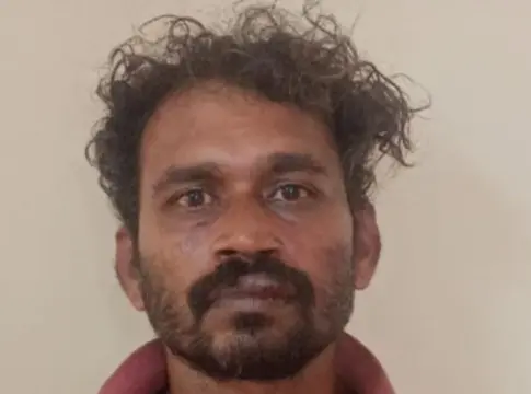ಮನೆಗೆ ನುಗ್ಗಿ ಕಳ್ಳತನ ಮಾಡಿದ ಅಂತರಾಜ್ಯ ಕಳ್ಳನನ್ನು ಹಿಡಿದು ಪೋಲೀಸರಿಗೊಪ್ಪಿಸಿದ ಸಾರ್ವಜನಿಕರು.