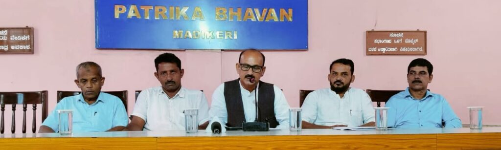 ಡಿ.16 ಮತ್ತು 17 ರಂದು ಪೇರಡ್ಕ-ಗೂನಡ್ಕದ ಮುಹಿಯ್ಯದ್ದೀನ್ ಜುಮಾ ಮಸೀದಿಯಲ್ಲಿಇಸ್ಲಾಮಿಕ್ ಕಥಾಪ್ರಸಂಗ ಹಾಗೂ ದಫ್ ಪ್ರದರ್ಶನ.