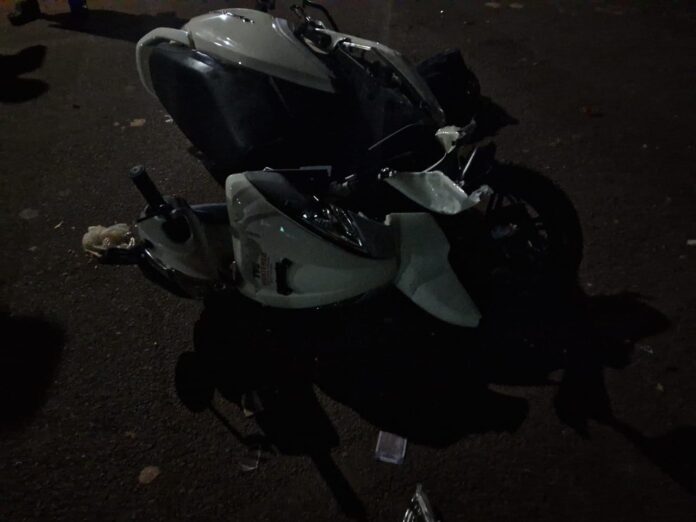 ಕಡಬ ಕಾರು- ಸ್ಕೂಟರ್ ನಡುವೆ ಅಪಘಾತ ಶಾಲಾ ಬಾಲಕ ಸ್ಥಳದಲ್ಲೇ ಸಾವು: ಬಾಲಕನ ತಂದೆ ಹಾಗೂ ತಂಗಿ ಗಂಭೀರ ಗಾಯ.