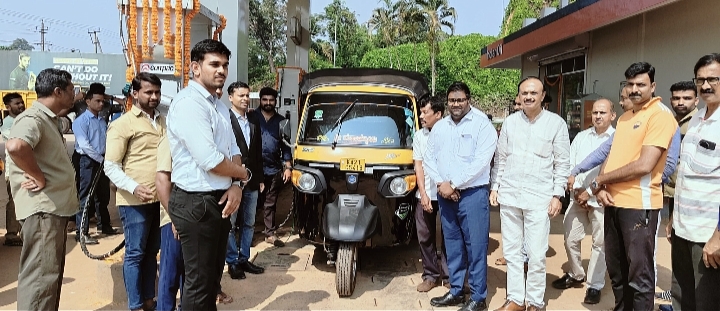 ಸುಳ್ಯದ ಒಡಬಾಯಿಯಲ್ಲಿ ಪ್ರಥಮ ಸಿ ಎನ್ ಜಿ ಪಂಪ್ ಉದ್ಘಾಟನೆ.ಎಲ್ಲಾ ತರದ ವಾಹನಗಳು ಕಡಿಮೆ ಖರ್ಚಿನಲ್ಲಿ ಹೆಚ್ಚು ದೂರ ಕ್ರಮಿಸಲು ಸಹಕಾರಿಯಾಗಬಲ್ಲ ಏಕೈಕ ಹಸಿರು ಇಂಧನ ಸಿ ಎನ್ ಜಿ.