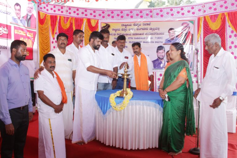 ಸಂಪಾಜೆಯಲ್ಲಿ ರಾಷ್ಟ್ರೀಯ ಹೆದ್ದಾರಿ ಅಭಿವೃದ್ಧಿ ಕಾಮಗಾರಿಗೆ  ಮೈಸೂರು-ಮಡಿಕೇರಿ ಸಂಸದ ಪ್ರತಾಪ್ ಸಿಂಹ ಚಾಲನೆ