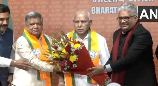 ಶೆಟ್ಟರ್ ಮರಳಿ ಗೂಡಿಗೆ : ಕಾಂಗ್ರೆಸ್ ಗೆ ಗುಡ್ ಬೈ ಹೇಳಿ ಮರಳಿ ಬಿಜೆಪಿಗೆ ಸೇರ್ಪಡೆಯಾದ ಶೆಟ್ಟರ್.