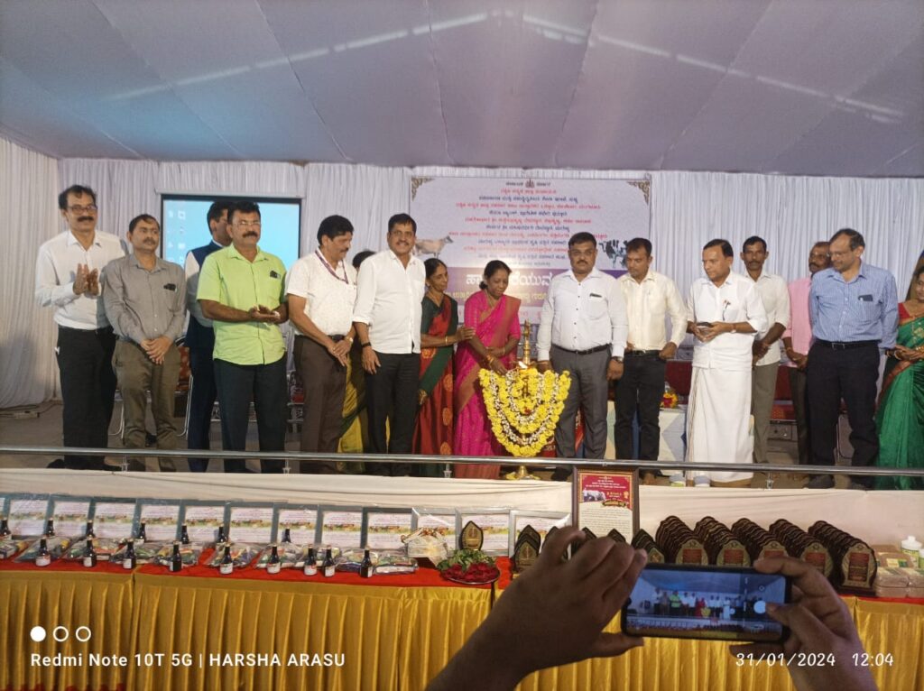 ರೈತರ ಮನ ಗೆದ್ದ ಸುಳ್ಯ ತಾಲೂಕು ಮಟ್ಟದ ಹಾಲು ಕರೆಯುವ ಸ್ಪರ್ಧೆ – ಇದು ದಕ್ಷಿಣ ಕನ್ನಡ ಜಿಲ್ಲೆಯಲ್ಲಿ ಪ್ರಪ್ರಥಮ ಪ್ರಯೋಗ