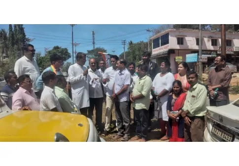 ಸುಬ್ರಹ್ಮಣ್ಯ ಗ್ರಾ.ಪಂ. ಮತ್ತು ಕುಕ್ಕೆ ಸುಬ್ರಹ್ಮಣ್ಯ ದೇವಸ್ಥಾನದಲ್ಲಿ ಆಡಳಿತ ವೈಫಲ್ಯ ವಿರುದ್ಧ ಕಾಂಗ್ರೆಸ್ ಪ್ರತಿಭಟನೆ