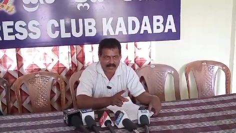ಕಡಬ : ಅಕ್ರಮ ಮರಳುಗಾರಿಕೆಗೆ ದೂರು -ಮುಸ್ಲಿಂ ಯುವಕರಿಂದ ಕೊಲೆ ಬೆದರಿಕೆ..!