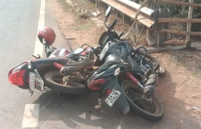 ಸಂಪಾಜೆಯಲ್ಲಿ ಬೈಕ್ ಗಳ ನಡುವೆ ಅಪಘಾತ ದಂಪತಿ ಸೇರಿದಂತೆ ಮೂವರಿಗೆ ಗಾಯ