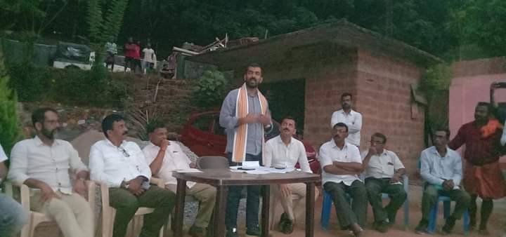 ಸುಳ್ಯ ಮಡಿಕೇರಿ ಗಡಿಭಾಗ ಕಡಮಕ್ಕಲ್ಲಿಗೆ ಮಡಿಕೇರಿ ಶಾಸಕ ಮಂತರ್ ಗೌಡ ಭೇಟಿ. ಮುಂದಿನ ದಿನಗಳಲ್ಲಿ ಗಡಿಭಾಗದ ಸಮಸ್ಯೆಗಳನ್ನು ಪರಿಹರಿಸಲು ಒತ್ತು: ಮಂತರ್ ಗೌಡ