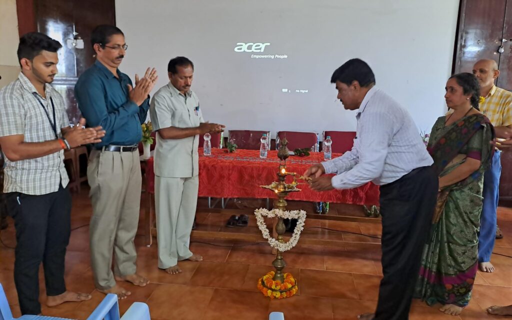 ಕೆ ವಿ ಜಿ ಪಾಲಿಟೆಕ್ನಿಕ್:  ಇಲೆಕ್ಟ್ರಾನಿಕ್ಸ್ & ಕಮ್ಯುನಿಕೇಷನ್  ಇಂಜಿನಿಯರಿಂಗ್   ವಿದ್ಯಾರ್ಥಿ ಸಂಘದ    ಉದ್ಘಾಟನೆ