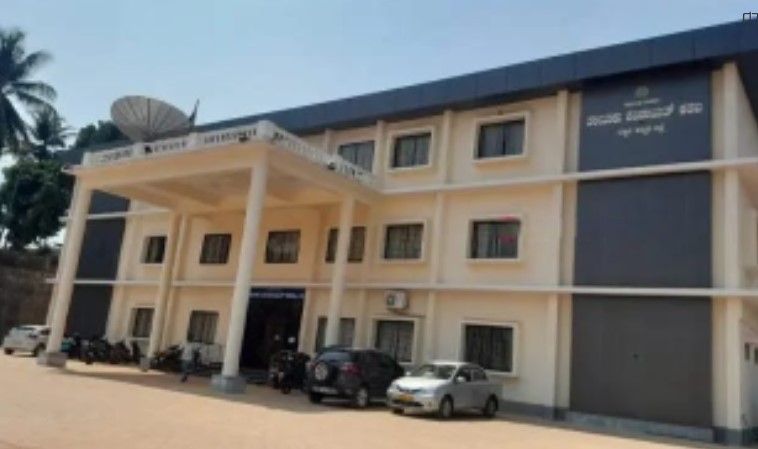 ಕಡಬ : ತಾಲೂಕು ಪಂಚಾಯತ್ ಕಚೇರಿಗೆ ಬೆಳ್ಳಂಬೆಳ್ಳಗೆ ಲೋಕಾಯುಕ್ತ ದಾಳಿ