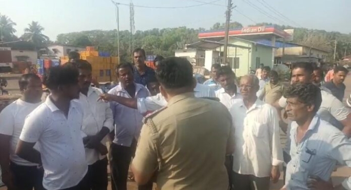 ಉಡುಪಿ : ಭಟ್ಕಳದಲ್ಲಿ ಆಳ ಸಮುದ್ರದಲ್ಲಿ ಕಿಡ್ನಾಪ್ ಮಾಡಲ್ಪಟ್ಟಿದ್ದ ಮೀನುಗಾರರನ್ನು ರಕ್ಷಿಸಿದ ಮಲ್ಪೆ ಪೊಲೀಸರು