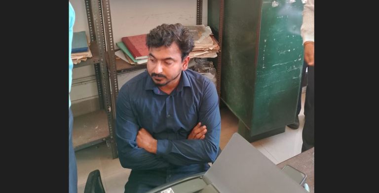 ಮಂಗಳೂರು : ಲಂಚಕ್ಕೆ ಕೈ ಒಡ್ಡಿದ ಸರ್ವೆಯರ್ ಶೀತಲ್ ರಾಜ್ ಲೋಕಾಯುಕ್ತ ಬಲೆಗೆ..!