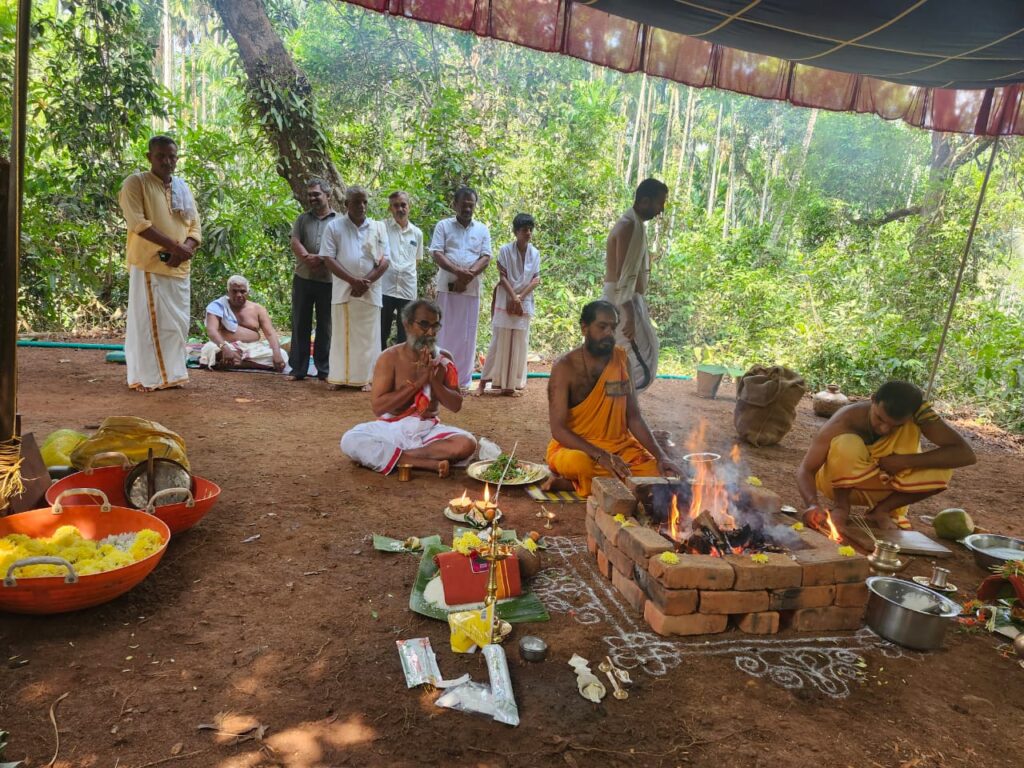 ಕಣೆಮರಡ್ಕ ಶ್ರೀ ವಿಷ್ಣುಮೂರ್ತಿ ದೈವಸ್ಥಾನದ ಕುತ್ತಿ ಪೂಜೆ, ದೀಪಾರಾಧನೆ