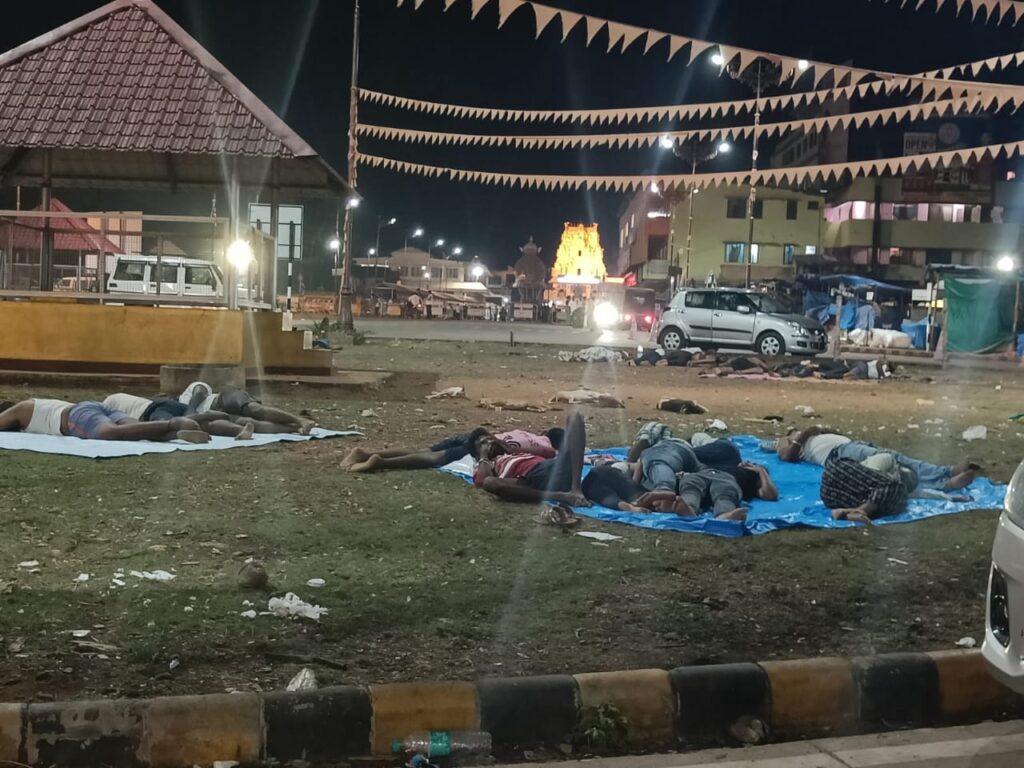 140 ಕೋಟಿ ಆದಾಯದ ದೇವಸ್ಥಾನದಲ್ಲಿ ಭಕ್ತರಿಗೆ ಸರಿಯಾದ ವಸತಿ ವ್ಯವಸ್ಥೆ ಇಲ್ಲವೇ!!