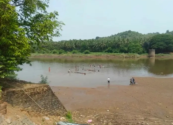 ಉಪ್ಪಿನಂಗಡಿ : ಒಂದೇ ದಿನದಲ್ಲಿ ಬರಿದಾದ ನೇತ್ರಾವತಿ; ಆತಂಕದಲ್ಲಿ ಜನರು