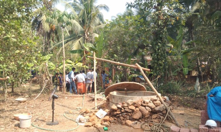 ಬಾವಿಗೆ ರಿಂಗ್ ಅಳವಡಿಸಲು ಬಾವಿಗೆ ಇಳಿದಿದ್ದ ಕಾರ್ಮಿಕರು  ಆಕ್ಸಿಜನ್ ಕೊರತೆಯಿಂದ ಮೃತ್ಯು