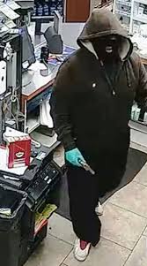 ಉಪ್ಪಿನಂಗಡಿ: ಮನೆಗೆ ಬಂದು ನೀರು ಕೇಳುವ ನೆಪದಲ್ಲಿ ಮಹಿಳೆಯನ್ನು ಬೆದರಿಸಿ ಚಿನ್ನಾಭರಣ ದೋಚಿದ ಅಪರಿಚಿತರು