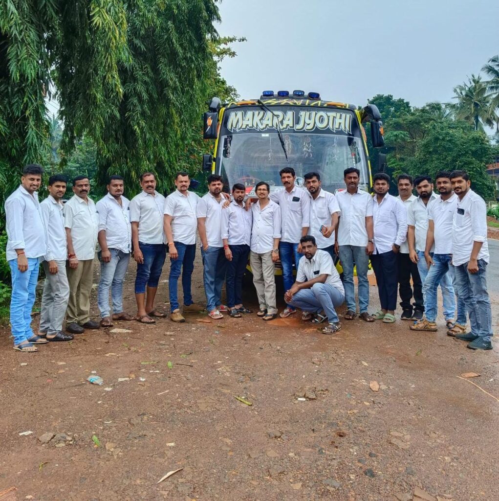 💥 *ಪ್ರವಾಸಿ ವಾಹನಗಳಿಗೆ ಅವೈಜ್ಞಾನಿಕ  ಪ್ಯಾನಿಕ್ ಬಟನ್ ಮತ್ತು ಜಿ ಪಿ ಎಸ್  ಅಳವಡಿಕೆ  ಕಡ್ಡಾಯ ಆದೇಶದ ವಿರುದ್ದ ಪ್ರತಿಭಟನೆ