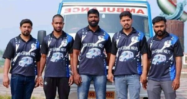 ಶಿರೂರು ಗುಡ್ಡ ಕುಸಿತದಲ್ಲಿ ಲಾರಿ ಚಾಲಕ ಅರ್ಜುನ್  ಮತ್ತು ಲಾರಿ 20 ಅಡಿ ಆಳದಲ್ಲಿ ಸಿಲುಕಿರುವ ಶಂಕೆ : ಕರಾವಳಿ ಮುಳುಗು ತಜ್ಞ ಈಶ್ವರ ಮಲ್ಪೆ ತಂಡ ಶಿರೂರಿಗೆ .
