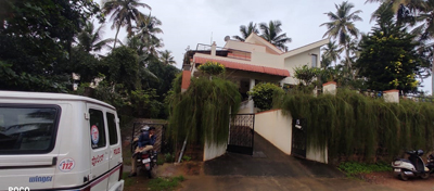 ಮಂಗಳೂರಿನಲ್ಲಿ ಮತ್ತೆ ಮನೆ ದರೋಡೆ : ವೃದ್ಧರಿಗೆ ಹಲ್ಲೆ ಮಾಡಿ ಕೋಣೆಯಲ್ಲಿ ಕೂಡಿಹಾಕಿ ಮನೆ ಮಾಲಿಕನ ಕಾರಿನೊಂದಿಗೆ ಪರಾರಿಯಾದ ಕಳ್ಳರು