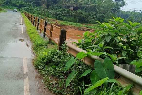 ಸರ್ವೆ ಗೌರಿಹೊಳೆಗೆ ಯುವಕ ಹಾರಿರುವ ಶಂಕೆ: ಸ್ಥಳದಲ್ಲಿ ಜಮಾಯಿಸಿದ ಜನ: ಸ್ಥಳದಲ್ಲಿ ಯುವಕನ ಪರ್ಸ್ ಮೊಬೈಲ್ ಪತ್ತೆ..