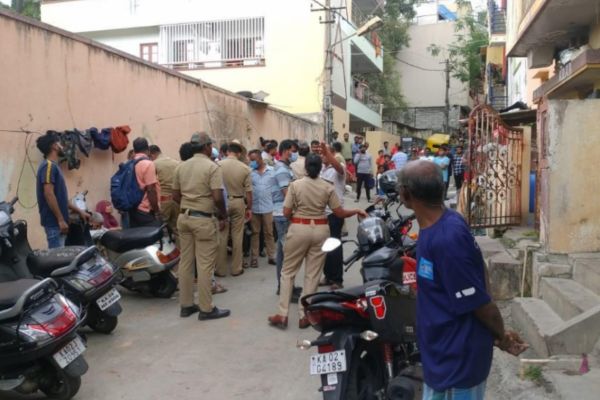 ಮಹಿಳೆಯೊಬ್ಬರನ್ನು ಬರ್ಬರವಾಗಿ ಕೊಂದು – 20ಕ್ಕೂ ಹೆಚ್ಚು ತುಂಡು ಮಾಡಿ ಫ್ರಿಡ್ಜ್‌ನಲ್ಲಿಟ್ಟು ಆರೋಪಿ ಎಸ್ಕೇಪ್