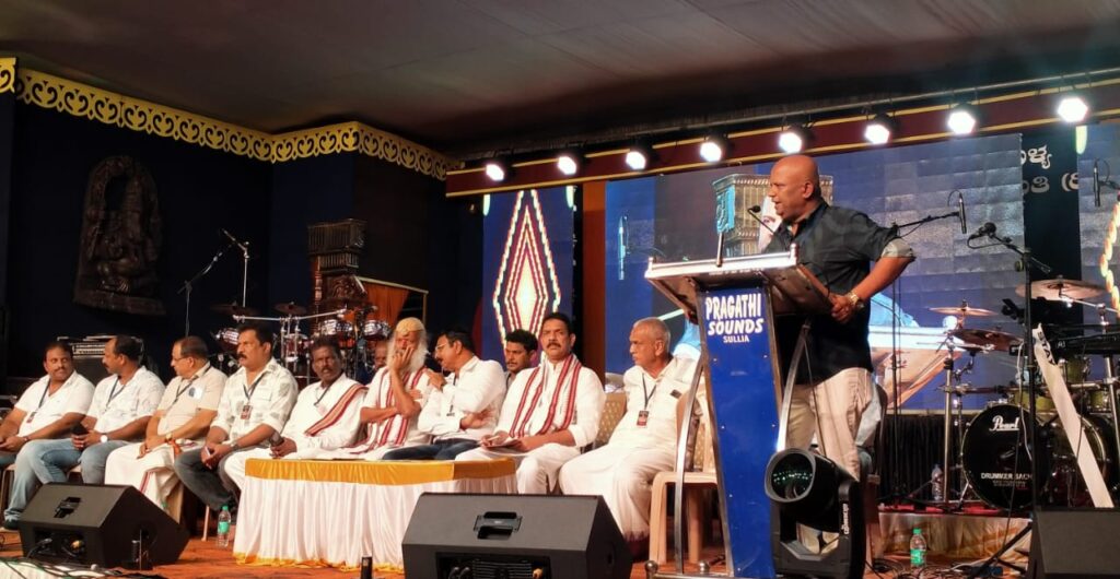 ಸುಳ್ಯ 53ನೇ ವರ್ಷದ ಶ್ರೀ ಶಾರದಾಂಬ ಉತ್ಸವ ‘ಸುಳ್ಯ ದಸರಾ’ದ ಸಾಂಸ್ಕೃತಿಕ  ಉತ್ಸವದ ಸಮಾರೋಪ ಸಮಾರಂಭ:ಜಾತಿ, ಪಂಥ , ಪಕ್ಷವನ್ನು ಮೀರಿ ಎಲ್ಲರನ್ನು ಸುಳ್ಯ ಶಾರದೋತ್ಸವ ಒಂದುಗೂಡಿಸಿದೆ : ಕಟೀಲ್ :ಸುಳ್ಯ ಪ್ರಕೃತಿ ಸುಂದರ ಪ್ರದೇಶ :ಡಾ. ಆರ್ ಕೆ ನಾಯರ್