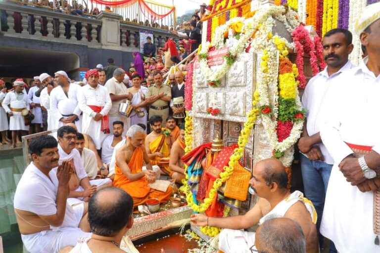 ತಲಕಾವೇರಿಯಲ್ಲಿ ಜೀವನದಿ ಕಾವೇರಿ ತೀರ್ಥೋದ್ಭವ
