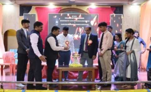 ಕೆ.ವಿ.ಜಿ. ತಾಂತ್ರಿಕ ಮಹಾವಿದ್ಯಾಲಯ ಕಂಪ್ಯೂಟರ್ ಸೈನ್ಸ್ ವಿಭಾಗದ ವಿದ್ಯಾರ್ಥಿ ಸಂಘ (CENSA)ದ ಉದ್ಘಾಟನೆ :ಕ್ರಿಯಾಶೀಲತೆ ವಿದ್ಯಾರ್ಥಿ ಜೀವನದಲ್ಲಿ ಅತೀ ಮುಖ್ಯ: ರಂಜಿತ್ ಎನ್.ಆರ್ :ಆಧುನಿಕ ತಂತ್ರಜ್ಞಾನದ ಅಳವಡಿಕೆಯಿಂದ ಉತ್ಕೃಷ್ಟ ಕಲಿಕೆ ಸಾಧ್ಯ: ಡಾ. ಉಜ್ವಲ್ ಯು.ಜೆ.