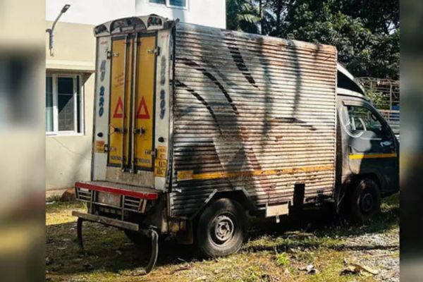 ಬೈಂದೂರು – ಮೀನು ಸಾಗಿಸುವ ವಾಹನದಲ್ಲಿ ಜಾನುವಾರ ಸಾಗಾಟ