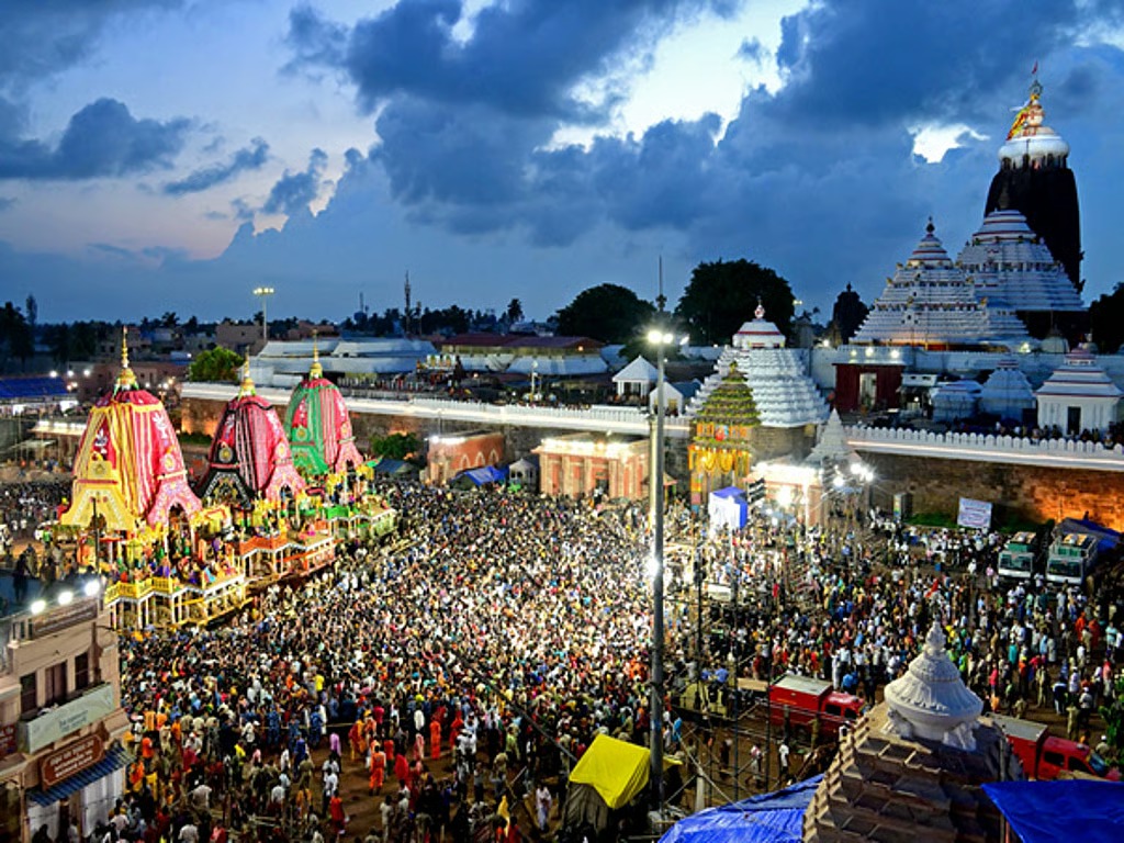 ಪುರಿ ರಥಯಾತ್ರೆ ತೀವ್ರ ಜನಸಂದಣಿ: 724 ಜನರಿಗೆ ಚಿಕಿತ್ಸೆ, ಇಬ್ಬರ ಸಾವು
