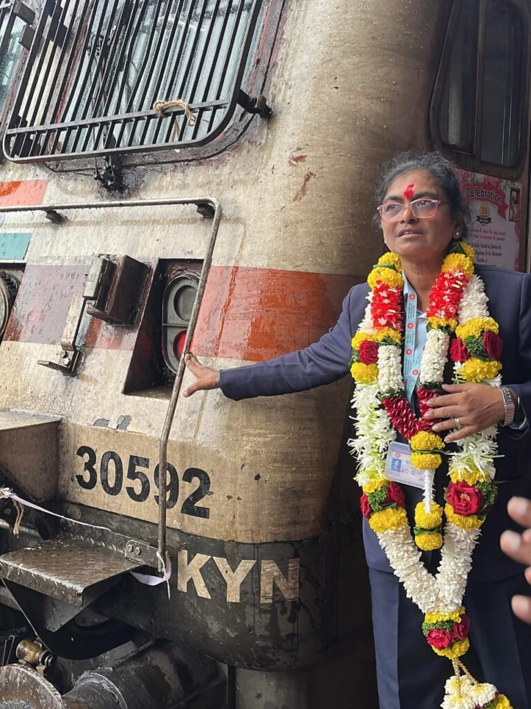ಏಷ್ಯಾದ ಮೊದಲ ಮಹಿಳಾ ರೈಲು ಚಾಲಕಿ ಸುರೇಖಾ ಯಾದವ್ ನಿವೃತ್ತಿ