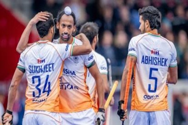 ✅ ಭಾರತ ಚೀನಾವನ್ನು 7–0 ಅಂತರದಲ್ಲಿ ಮಣಿಸಿ ಫೈನಲ್ ಪ್ರವೇಶ