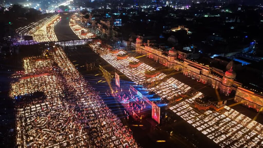 ಅಯೋಧ್ಯೆಯಲ್ಲಿ ದಾಖಲೆ ಬರೆದ ದೀಪೋತ್ಸವ 2025: 26 ಲಕ್ಷಕ್ಕೂ ಹೆಚ್ಚು ದೀಪಗಳಿಂದ ಕಂಗೊಳಿಸಿದ ಸರಯೂ ತೀರ!