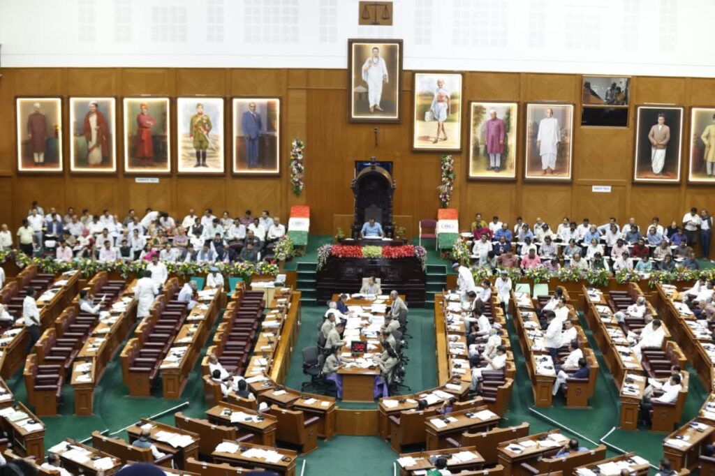 ವಿಧಾನಸಭೆಯಲ್ಲಿ 12 ವಿಧೇಯಕಗಳಿಗೆ ಒಪ್ಪಿಗೆ: ಗ್ರೇಟರ್ ಬೆಂಗಳೂರು ಆಡಳಿತ ಮಂಡಳಿ ವಿಧೇಯಕವೂ ಅಂಗೀಕಾರ.