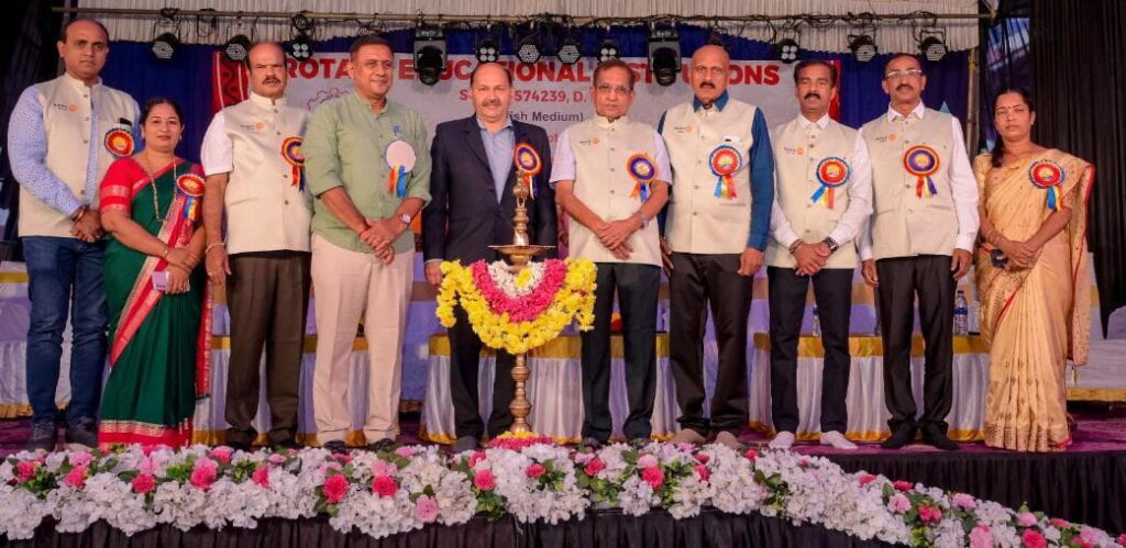 ರೋಟರಿ ವಿದ್ಯಾಸಂಸ್ಥೆಗಳ ವಾರ್ಷಿಕೋತ್ಸವ -ಸಂಭ್ರಮದ ಆಚರಣೆ.