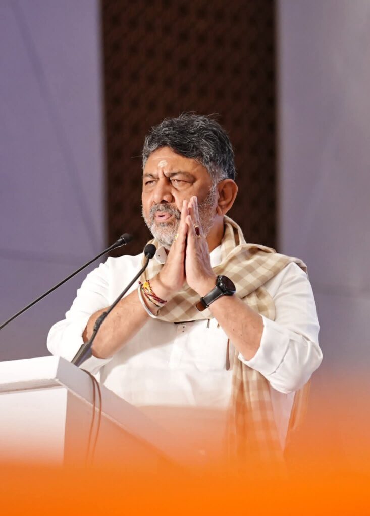 ​‘ಎಲ್ಲದಕ್ಕೂ ಕಾಲ ಕೂಡಿ ಬರಬೇಕು’: ನಾಯಕತ್ವದ ಬದಲಾವಣೆ ಕುರಿತು ಡಿಕೆಶಿ ಮಹತ್ವದ ಹೇಳಿಕೆ