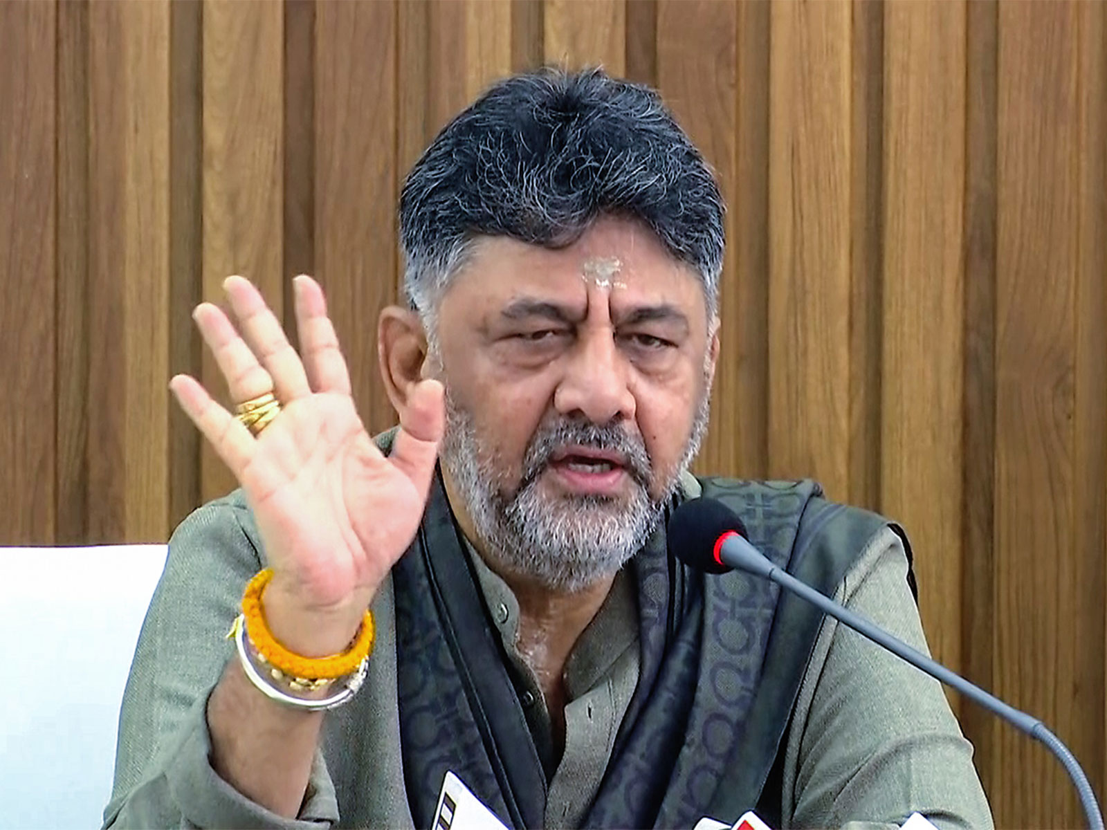 ಗ್ಯಾರಂಟಿ ಫಲಾನುಭವಿಗಳ ಪಟ್ಟಿ ಮರುಪರಿಶೀಲನೆಗೆ ಸರ್ಕಾರದ ಚಿಂತನೆ: ಡಿಸಿಎಂ ಡಿ.ಕೆ. ಶಿವಕುಮಾರ್