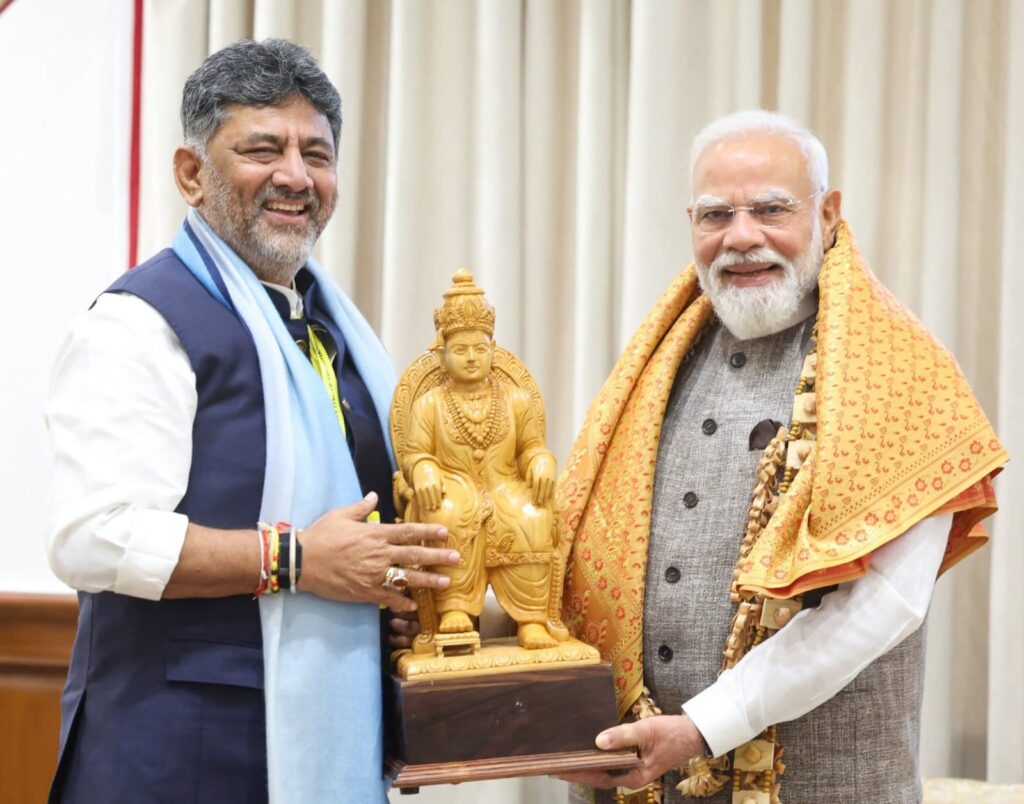 ಪ್ರಧಾನಿ ಮೋದಿ ಭೇಟಿಯಾದ ಸಿಎಂ ಡಿ.ಕೆ. ಶಿವಕುಮಾರ್: ರಾಜ್ಯದ ಅಭಿವೃದ್ಧಿ ಕುರಿತು ದೆಹಲಿಯಲ್ಲಿ ಮಹತ್ವದ ಚರ್ಚೆ